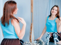 Schlafzimmer, Grosser arsch, Braunhaarige, Fingern, Rotschopf, Solo, Entkleiden, Jungendliche (18+)