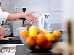 Жопа, Большие сиськи, Минет, Брюнетки, Измена, Натуральные, Натуральные сиськи, Жена