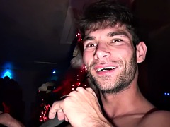 Amateur, Anal, Sucer une bite, Homosexuelle, Branlette thaïlandaise, Piscine