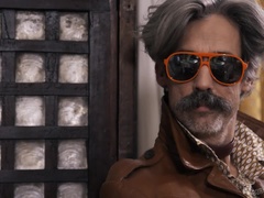 デカパイ, 汚れた　, 祖父, ピアス, タトゥー