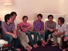 Asiatisch, Blasen, Braunhaarige, Gruppensex, Hd, Japanische massage, Schreiend, Jungendliche (18+)