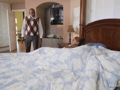 Mena Carlisle slides her shaved pussy on the thick dick