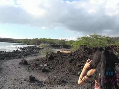 Playa, Penetracion con dedos, Novia, Pov, Coño, Afeitado, Tetas, Mojado