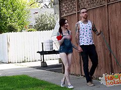 Большой член, Сперма во рту, Семяизвержение, Пальцем, Затыкание рта, Хд, Тату, Сиськи