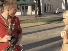 Anaal, Grote mammen, Badpak, Bruinharig, Moeder die ik wil neuken, Moeder, Buiten, Strak