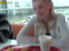 Anal, Blonde, Faciale, Talons, Argent, Public, Tatouage, Plan cul à trois
