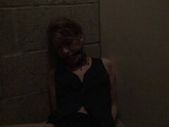 Sadomasoquismo, Morena, Atragantadas, Tacones, Flaco, Atada