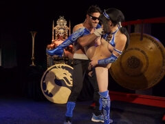 Pijpbeurt, Bruinharig, Sperma in gezicht, Kokhalzen, Hd, Latijnse vrouw, Natuurlijke tieten, Tieten likken