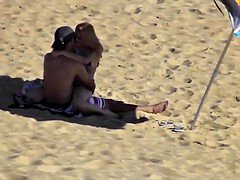 Amateur beach fuck