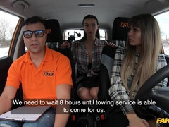 Cul, Gros cul, Gros seins, Brunette brune, Tchèque, Européenne, De plein air, Plan cul à trois