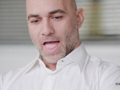 In den arsch, Grosser arsch, Grosse titten, Aufs gesicht abspritzen, Hardcore, Milf, Büro, Flotter dreier