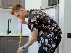 Rimjob porn addicts fucking the same horny dude in FFM