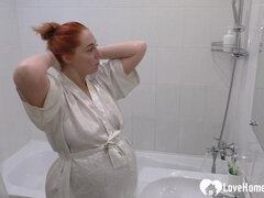 Enthousiasteling, Grote mammen, Huisgemaakt, Masturbatie, Zwanger, Kut duiken, Douche, Alleen