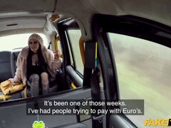 美人, フェラチオ, 茶髪の, 淫乱熟女, オーガズム, 公共, 現実, 義母