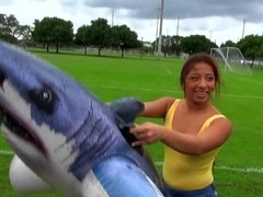Chica, Tetas grandes, Mamada, Corridas, Estilo perrito, Tetas naturales, Piscina, Montar