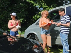 Amateur, Gros seins, Sucer une bite, Voiture, En levrette, Hard, Mère que j'aimerais baiser, Nénés