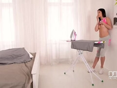 Lady Dee: Fingered & Creamed - Sexy Teen's Dirty Housework Fantasy