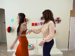 18, アメリカ人, デカパイ, フェラチオ, 茶髪の, 義母, 禁句, ティーン