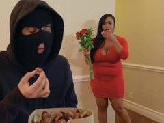 Gros cul, Couple, Talons, Énorme, Seins naturels, Piercing, Tatouage, Adolescente