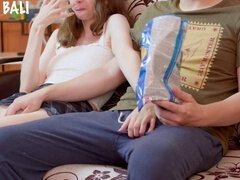 Blasen, Betrug, Gehörnter ehemann, Tschechisch, Küche, Herrin, Rasiert, Hure