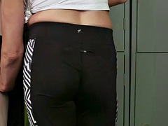 Amateur, Grosse bite, Homme nu et filles habillées, Femme dominatrice, Groupe, Branlette thaïlandaise, Masturbation, Mère que j'aimerais baiser