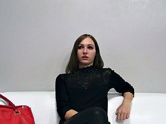 Amateur, Brunette brune, Européenne, Pov