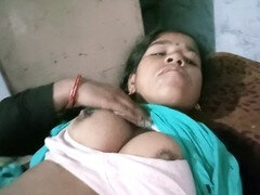 18 летние, Тетя, Колледж, Пальцем, Ласковые ручки, Мастурбация, На природе, Винтаж