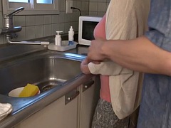 Hausfrau, Japanische massage, Reif, Milf, Mutti