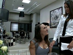 Красотки, Голышом, Софткор