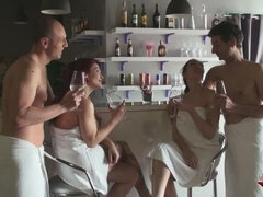 Club, Couple, Première fois, Italienne, Orgie, Fête