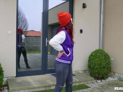 Amateur, Cul, Chambre à dormir, En levrette, Seins naturels, Pov, Étudiant, Tatouage