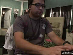 Grosser schwanz, Blasen, Paar, Gehörnter ehemann, Hd, Zierlich, Ablutschen, Titten