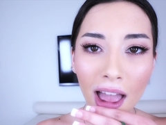 Morena, Corridas, Penetracion con dedos, Pajear, Tetas naturales, Pov, Adolescente, Tetas