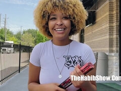 Culo grande, Verga grande, Ébano, Madres para coger, Natural, Orgasmo, Tatuaje, Tetas