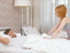 Grosse bite, Sucer une bite, Éjaculation interne, Hard, Orgasme, Rousse roux, Rasée, Mouillée