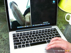 Lonely MILF Parker Swayze and Bruce tease each other by webcam