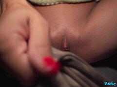 Leie, Grosser schwanz, Blasen, Auto, Hundestellung, Würgen, Milf, Pov