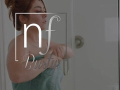 Grosse titten, Blasen, Hundestellung, Erotisch, Handjob, Lingerie, Pornostars, Rotschopf