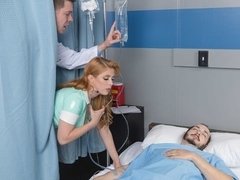 デカ尻, フェラチオ, バック, 手コキする, ハードコア, 淫乱熟女, 剃毛, ユニフォーム