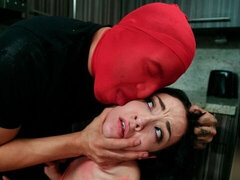 Bondage domination sadisme masochisme, Sucer une bite, Brunette brune, En levrette, Domination, Hard, Embrassement, Adolescente