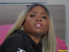 Kreng, Zwart, Zuigen