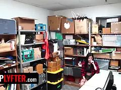 Blasen, Spermaladung, Domination, Aufs gesicht abspritzen, Hd, Flotter dreier, Titten, Uniform