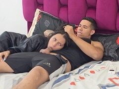 18 años, Mamada, Semen en la boca, Penetracion con dedos, Latina, Bragas, Español, Adolescente