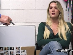 Makeup stealing mommy cocked hard after strip search