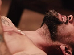 Blasen, Braunhaarige, Vollbusig, Milf, Strümpfe