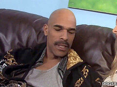 デカチン, デカパイ, 黒人, エロ熟女, イく瞬間, 顔射, 淫乱熟女