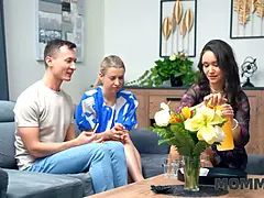 Grote lul, Bizar, Bruinharig, Bedriegen, Rijpe lesbienne, Moeder, Schreeuwen, Tieten likken