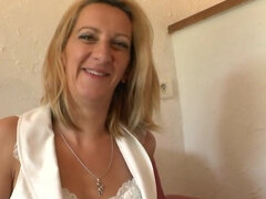 Grosse bite, Gros seins, Sucer une bite, Mature, Maman, Actrice du porno, Plan cul à trois, Nénés