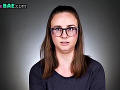 Masturbating babe growls after erotic orgasm