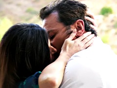 Sucer une bite, Brunette brune, Tir de sperme, Branlette thaïlandaise, Hard, Mature, Mère que j'aimerais baiser, Chatte